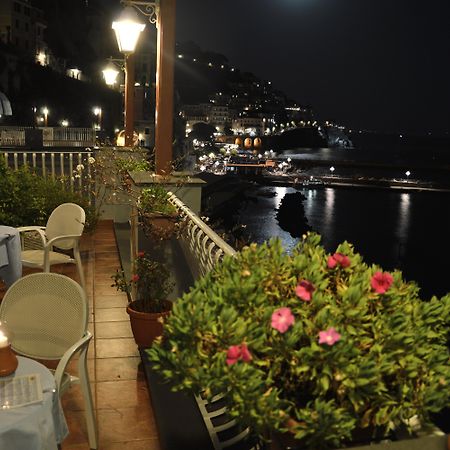 Hotel La Bussola Amalfi Exterior photo