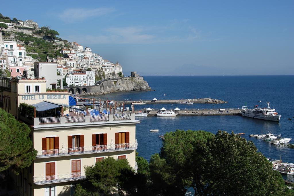 Hotel La Bussola Amalfi Exterior photo